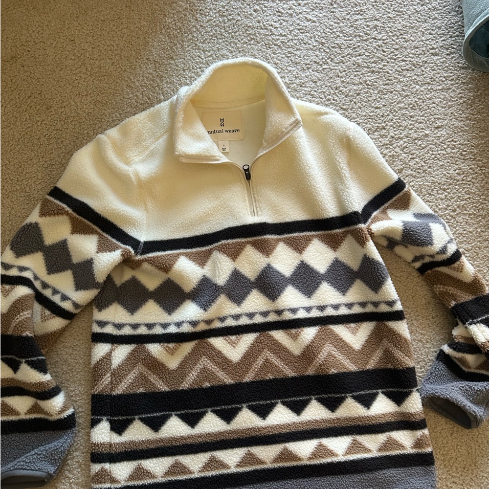 Mutual weave quarter zip